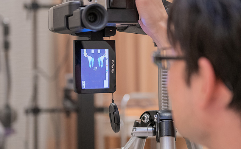 Thermographic examination of hearing and dizziness