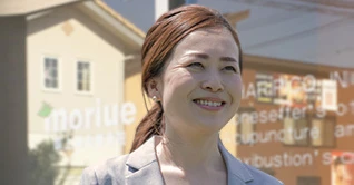 T.O., Yamanashi, Japan, treated with acupuncture for sudden hearing loss